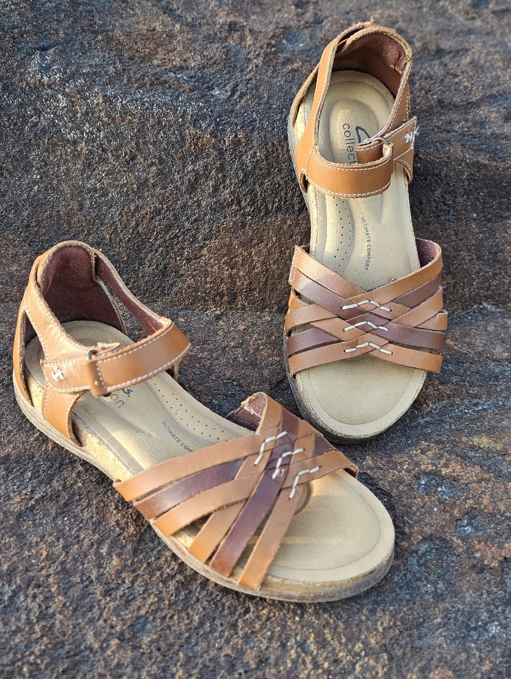 Like New Clarks Collection Ultimate Comfort Tan Leather Strappy Sandals